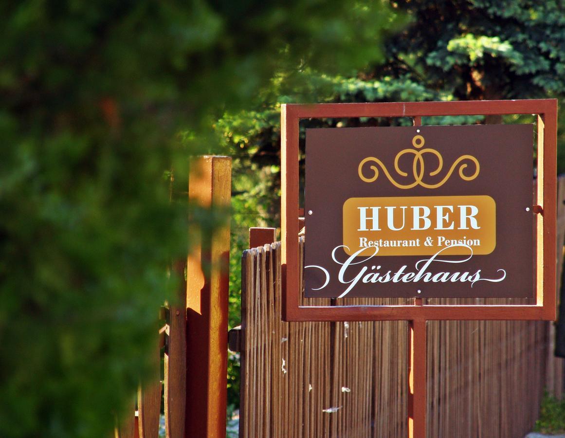 Bed and Breakfast Huber Panzio Фертивракош Екстер'єр фото